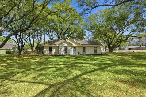 18902 Misty Lane Tomball TX 77377