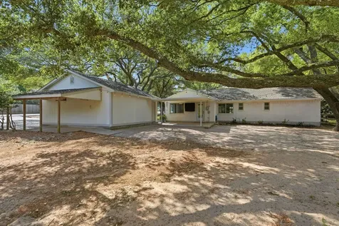 18902 Misty Lane Tomball TX 77377