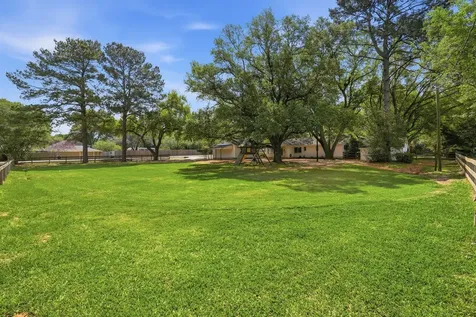 18902 Misty Lane Tomball TX 77377