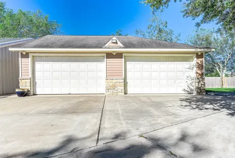 19005 Highway 6 Manvel TX 77578