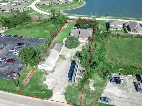 19005 Highway 6 Manvel TX 77578
