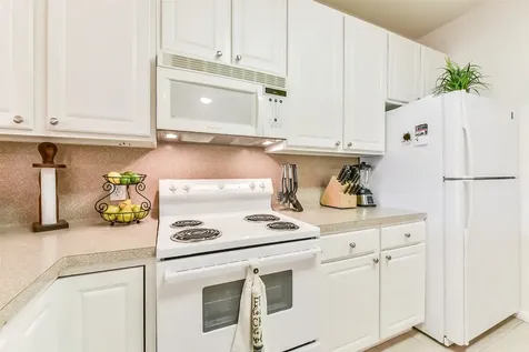 2815 Kings Crossing Drive 319 Kingwood TX 77345