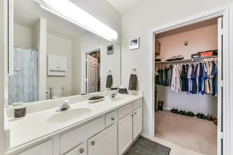 2815 Kings Crossing Drive 319 Kingwood TX 77345