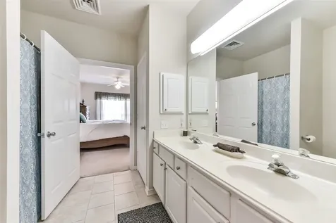 2815 Kings Crossing Drive 319 Kingwood TX 77345