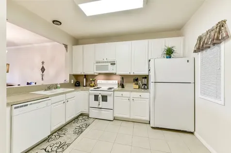 2815 Kings Crossing Drive 319 Kingwood TX 77345