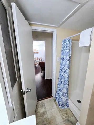 12929 John Reynolds Road Galveston TX 77554