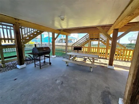 12929 John Reynolds Road Galveston TX 77554