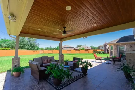 2207 Hannah Creek Court Pearland TX 77089
