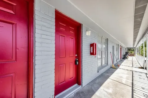 3040 Golfcrest Boulevard 11 Houston TX 77087