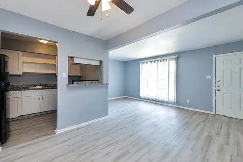 3040 Golfcrest Boulevard 11 Houston TX 77087