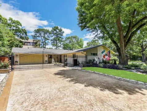 9770 Tappenbeck Drive Houston TX 77055