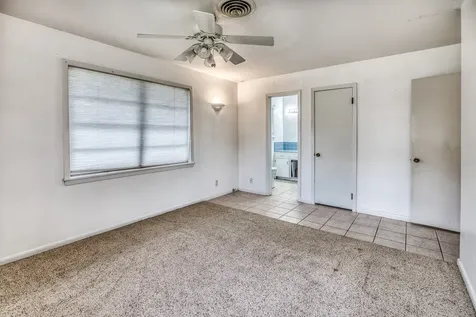 407 W Glenn Street Bellville TX 77418