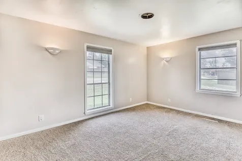 407 W Glenn Street Bellville TX 77418