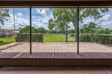 407 W Glenn Street Bellville TX 77418