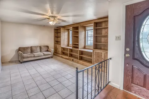 407 W Glenn Street Bellville TX 77418