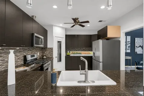 12800 Briar Forest Drive 70 Houston TX 77077
