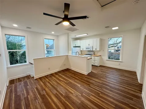 2119 Avenue O 1/2 Rear Galveston TX 77550