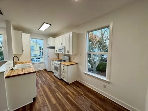 2119 Avenue O 1/2 Rear Galveston TX 77550
