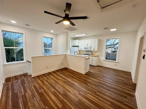 2119 Avenue O 1/2 Rear Galveston TX 77550