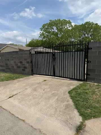 1125 Brookswood Avenue Austin TX 78721