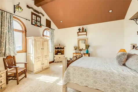 506 Sunset Circle Tiki Island TX 77554