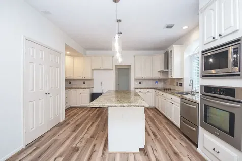 6303 Cool Water Drive Sugar Land TX 77479