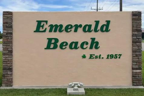 858 Palmetto Drive Crystal Beach TX 77650
