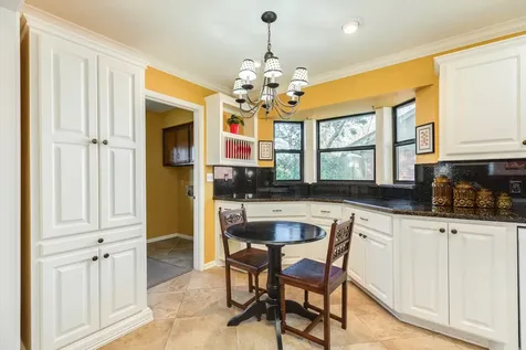 221 Banyan Street Lake Jackson TX 77566