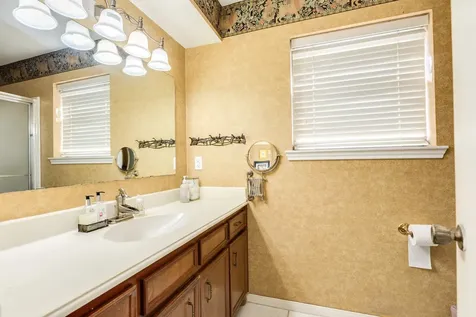 221 Banyan Street Lake Jackson TX 77566