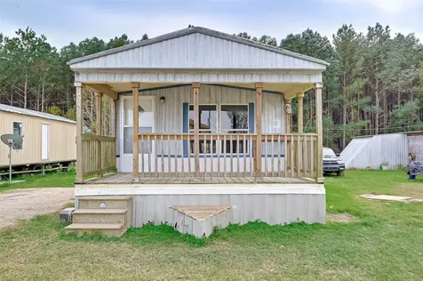 9553 Private Road 683/hwy 321 Highway Dayton TX 77535
