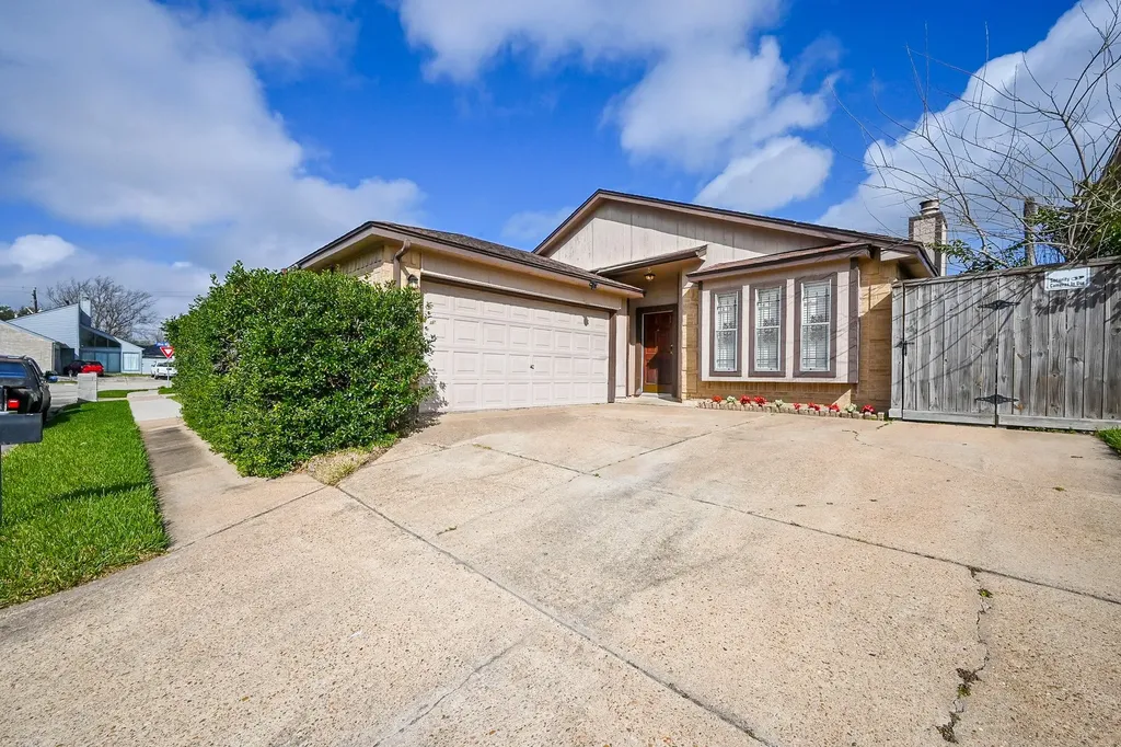 7918 Chancel Drive Houston TX 77071