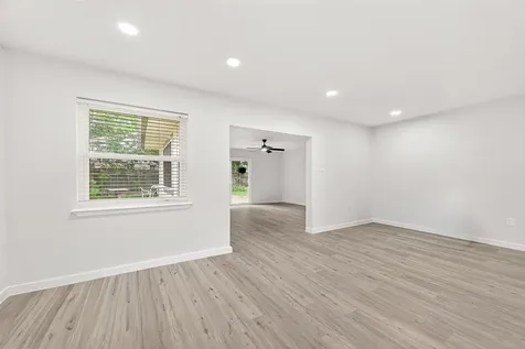 13442 Greenway Drive Sugar Land TX 77498