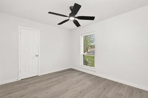 13442 Greenway Drive Sugar Land TX 77498