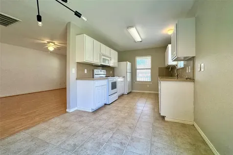 3455 Angel Lane Houston TX 77045