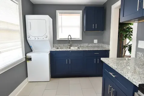 807 7th Street 2 Galveston TX 77550