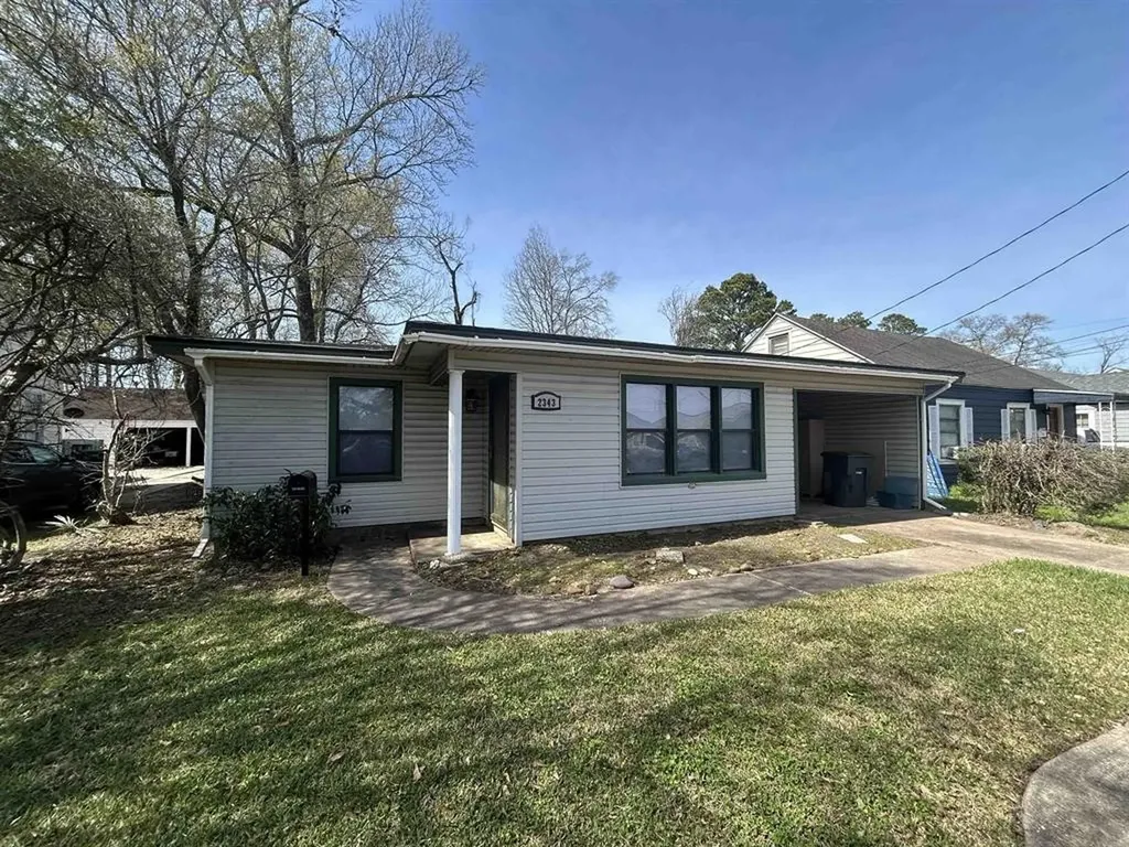 2343 W Lucas Drive Beaumont TX 77706
