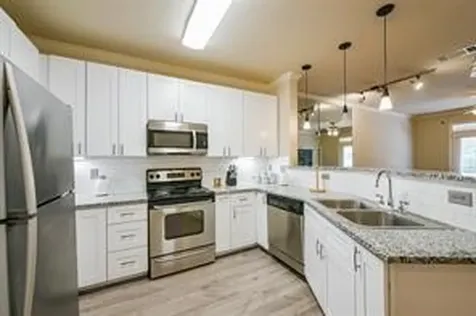 1711 Old Spanish Trail 137 Houston TX 77054