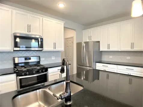 8656 Hollyoaks Creek Lane Houston TX 77063