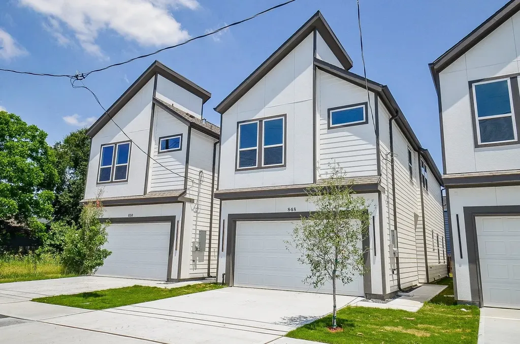846 Lucky Street Houston TX 77088