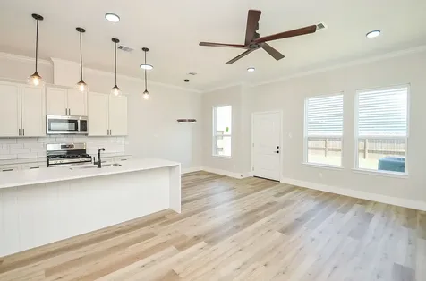 846 Lucky Street Houston TX 77088