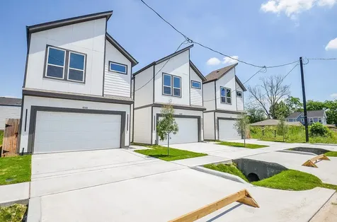 846 Lucky Street Houston TX 77088