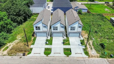846 Lucky Street Houston TX 77088