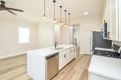 846 Lucky Street Houston TX 77088