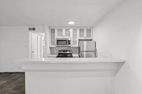 3602 Garrott Street Street 10 Houston TX 77006