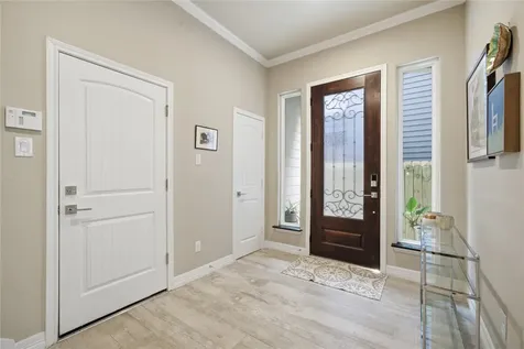 4412 New Orleans Street B Houston TX 77020