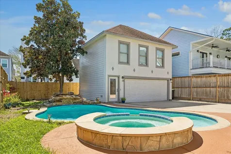 1408 W 23rd Street Houston TX 77008