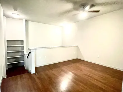 2525 Mccue St Road 125 Houston TX 77056