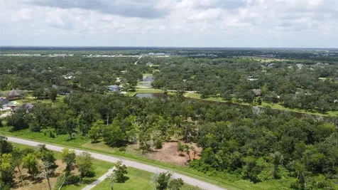 32126 Bayou Bend Richwood TX 77515