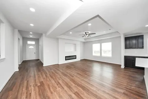4180 Road 3550 Cleveland TX 77327
