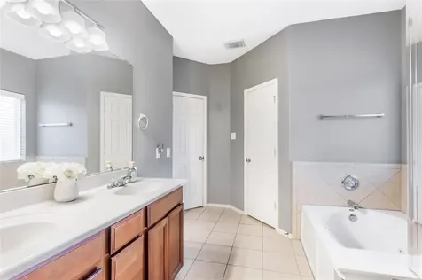 1722 Penina Drive Crosby TX 77532